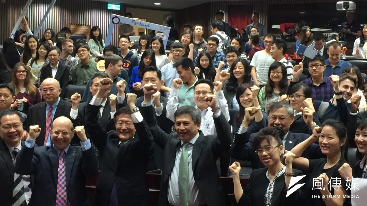 美國在台協會台北處長梅健華28日談及520就職演說時表示,期待蔡英文向台灣人民強調,自己將實現競選中的承諾。(仇佩芬攝)