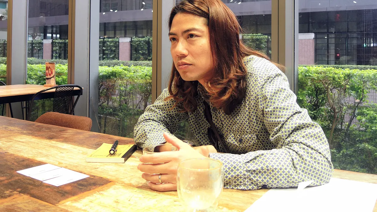 曾執導蔡英文、柯文哲的競選廣告,盧建彰眼裡的台灣,會是什麼樣子?(圖/薛怡青攝) 曾執導蔡英文、柯文哲的競選廣告,盧建彰眼裡的台灣,會是什麼樣子?(圖/薛怡青攝)