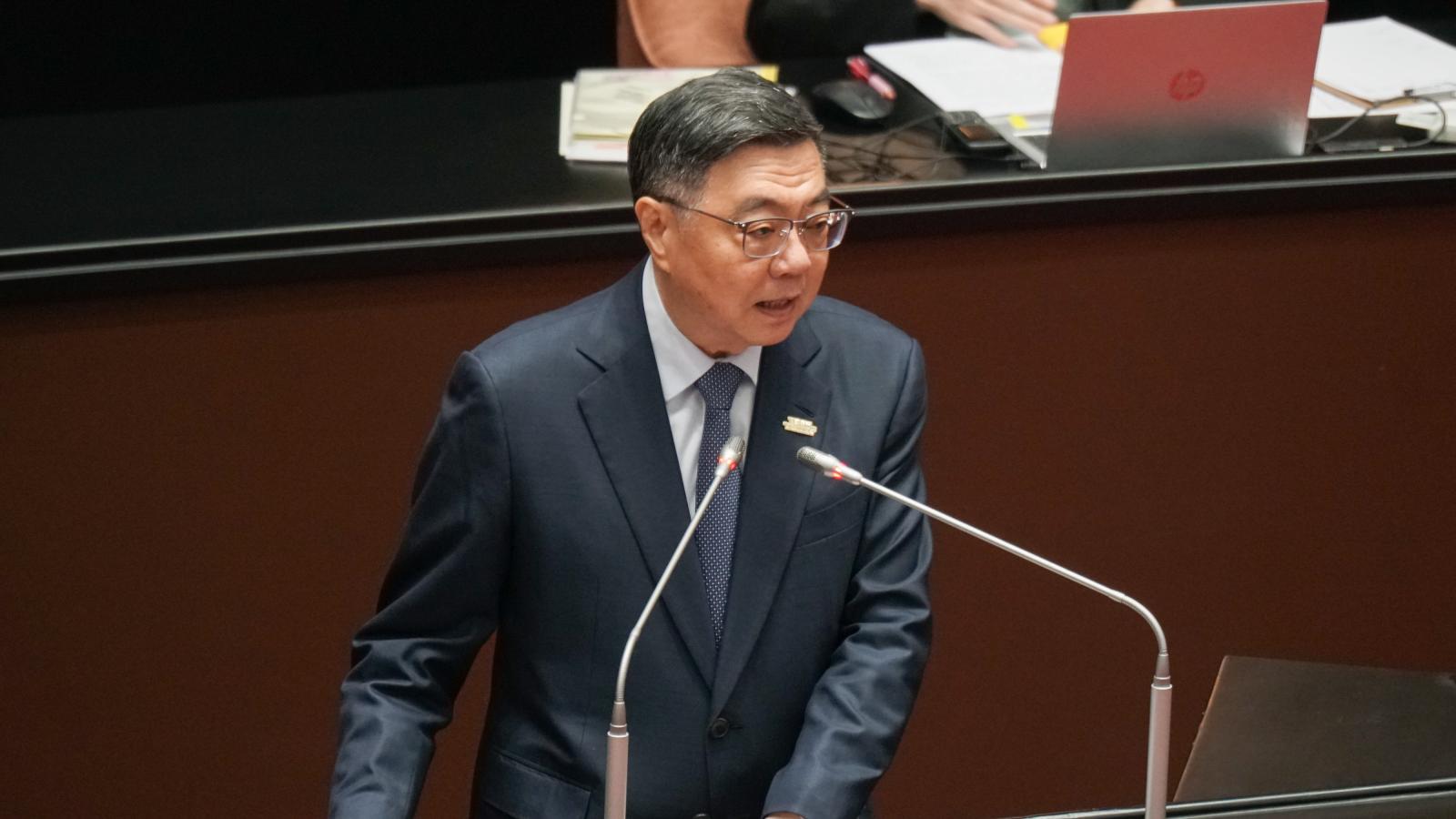公教退休金2年溢扣差額確定不補?她列卓榮泰「賴帳清單」:最近又添一條