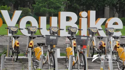 一改前朝政策,台北市長蔣萬安宣布自2月28日起,Youbike公共自行車恢復前30分鐘免費。而在2015年宣布調整收費的前市長柯文哲,背後的政策邏輯又是什麼?(資料照,柯承惠攝)