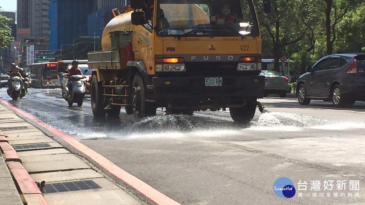 高溫悶熱天氣防止中暑 新北啟動高溫防範機制 高溫悶熱天氣防止中暑 新北啟動高溫防範機制