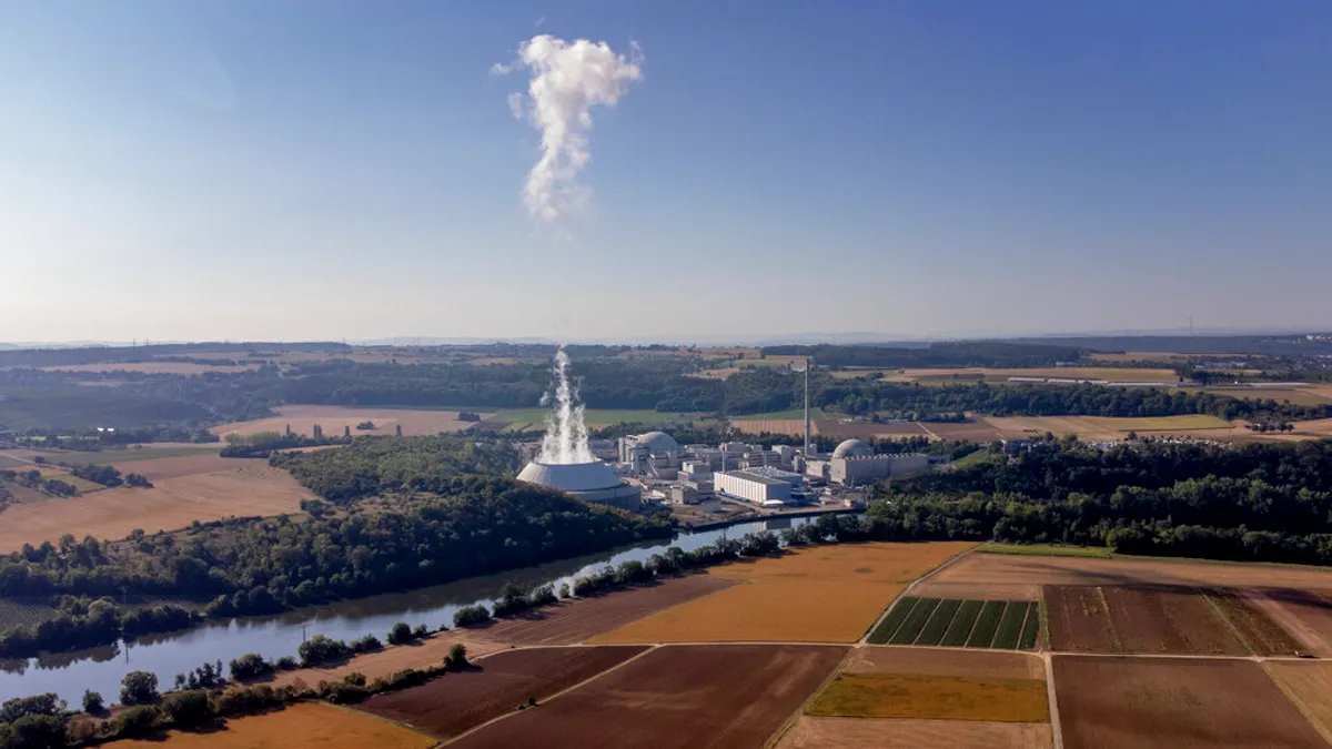 德國目前尚在運轉的內卡維斯特海姆(Neckarwestheim)核電廠。(美聯社) 德國目前尚在運轉的內卡維斯特海姆(Neckarwestheim)核電廠。(美聯社)