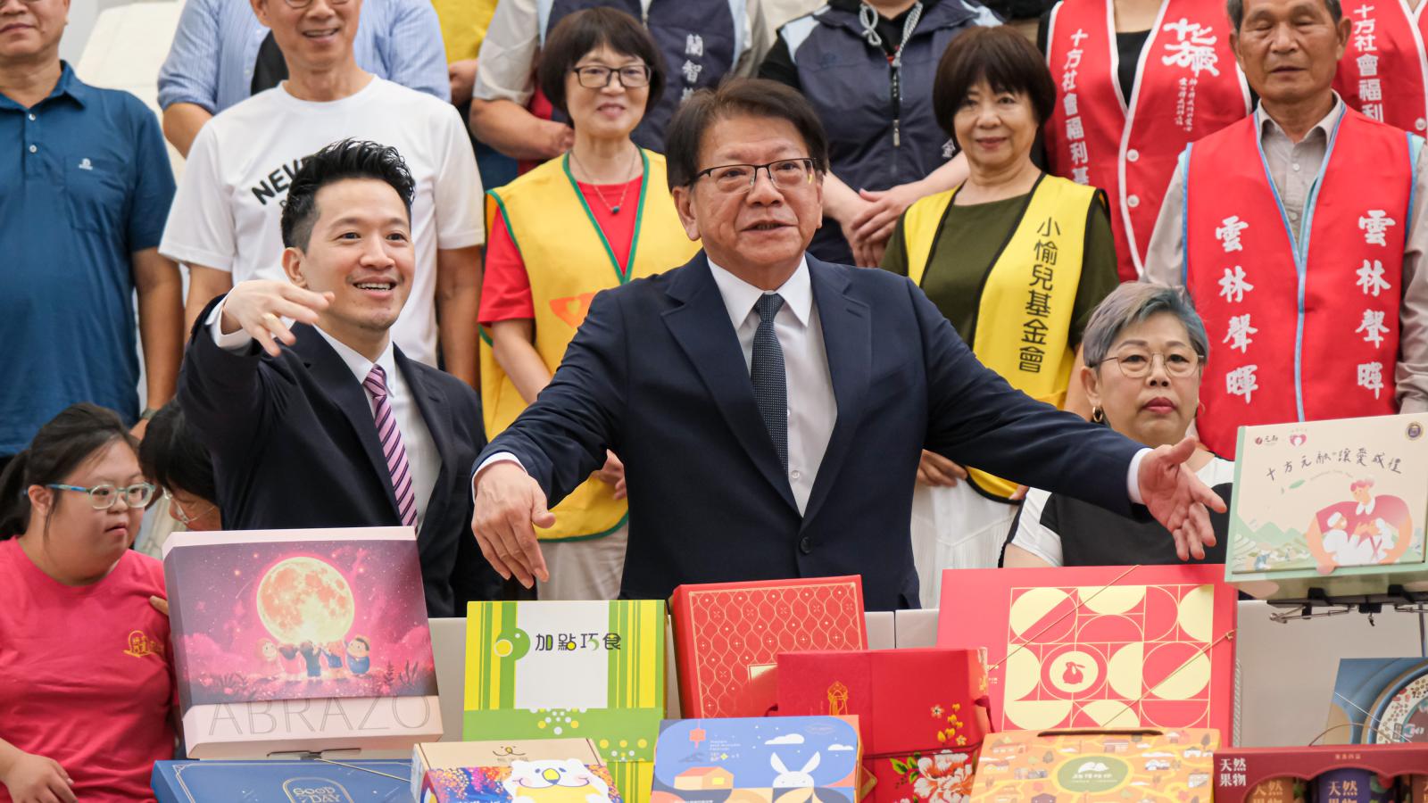 每年編的弱勢預算去哪了?府方拿國務機要費買月餅 謝寒冰轟:證明在野砍得有理