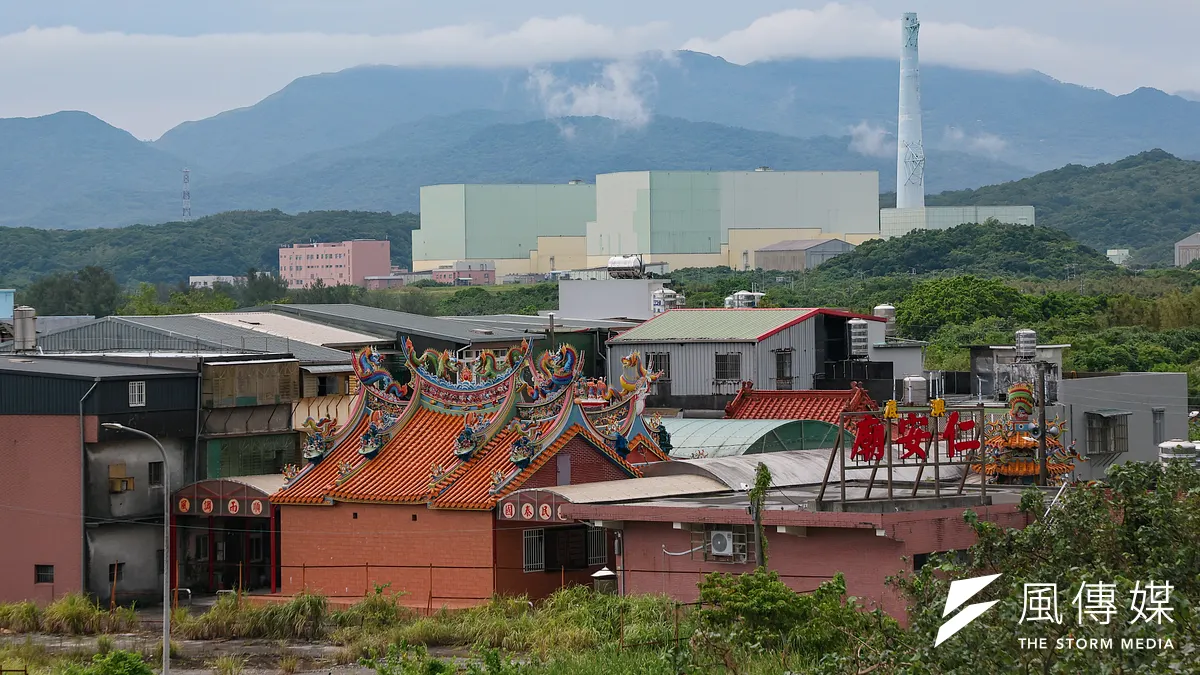 重啟核能與否不應該停留在政治口水戰,而是能源需求是否能滿足社會所需。圖為核四廠,台電龍門核能發電廠。(資料照,顏麟宇攝)