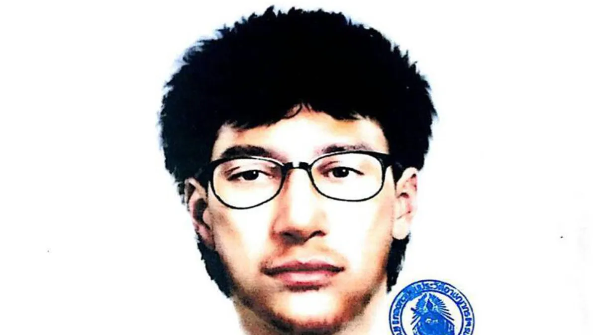 泰國警方19日公布的曼谷爆炸案嫌犯素描,希望能有民眾可以透過畫像提供更多線索。(美聯社)
