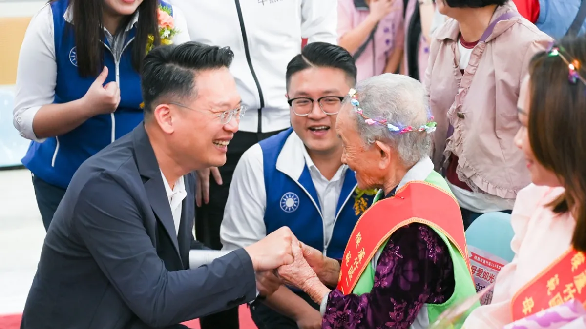 蘇俊賓感謝每位母親的付出。(圖/桃園市政府提供)