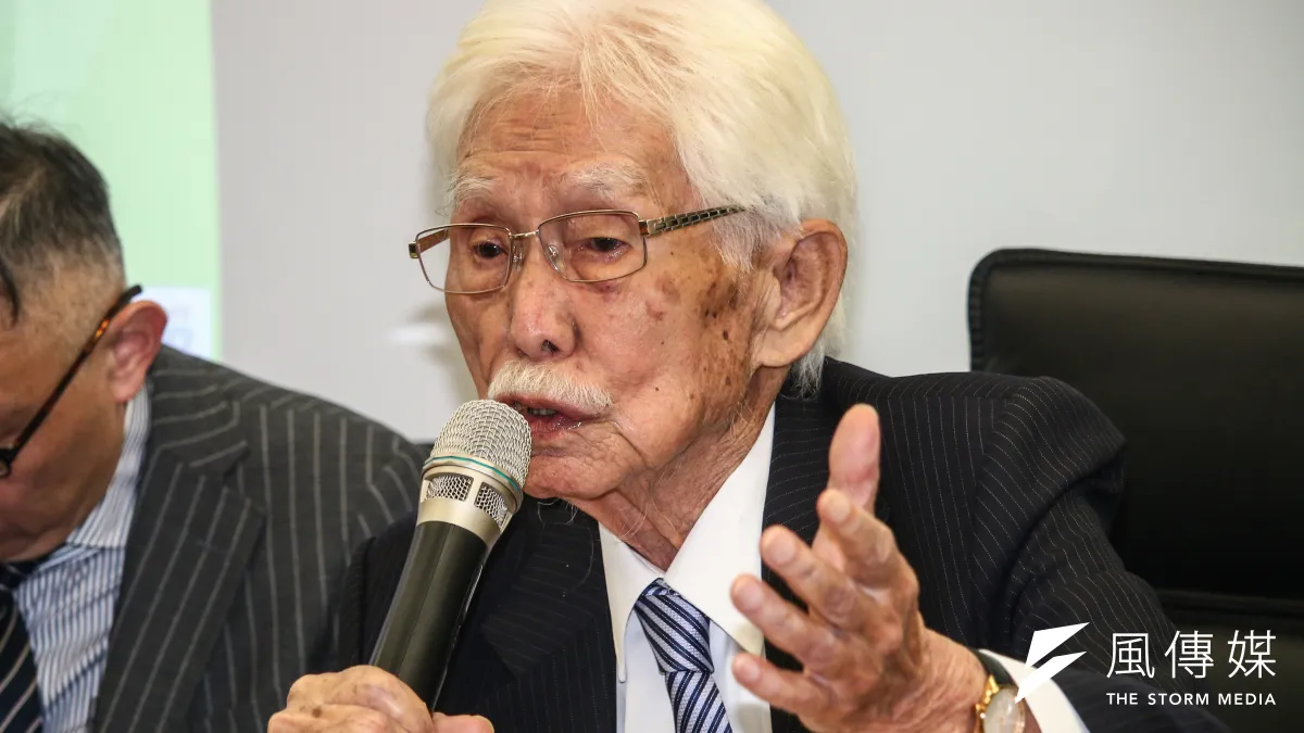 獨派大老辜寬敏(台灣制憲基金會董事長)27日出席「最新兩岸關係、國族認同、制憲與2020總統仿初選評估」民意調查發布記者會。(蔡親傑攝)