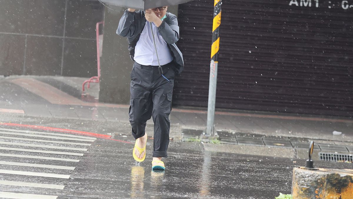 鳳凰颱風路徑往北衝!6縣市暴風侵襲率破9成,北北基桃數據揭曉