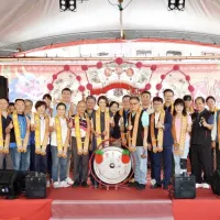 竹山大士爺文化祭登場 ,南投縣長許淑華為「海味大士爺」安座,見證竹山重要的宗教文化盛事。(圖/南投縣政府) 竹山大士爺文化祭登場 ,南投縣長許淑華為「海味大士爺」安座,見證竹山重要的宗教文化盛事。(圖/南投縣政府)