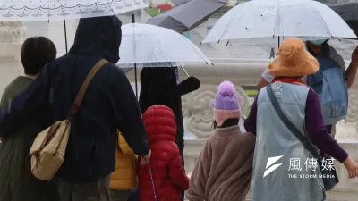 氣象局表示,未來一週2波東北季風影響,冷空氣強度接近大陸冷氣團。(資料照/柯承惠攝)