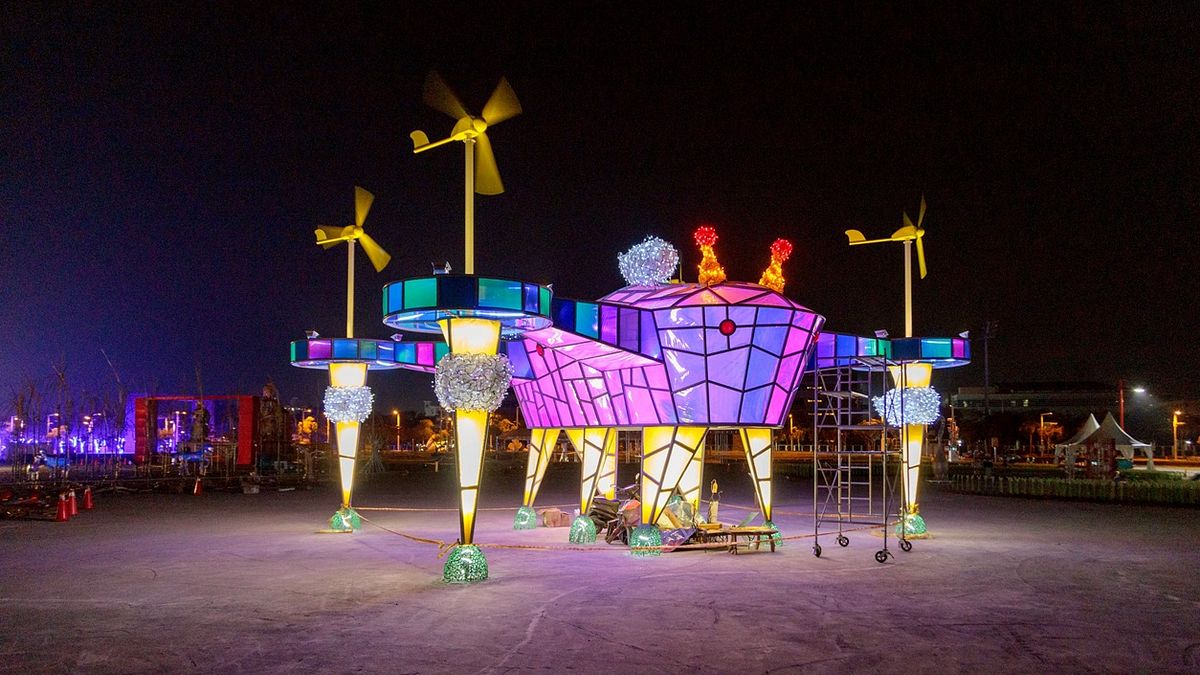 2026台灣燈會農業燈區!3大「科技巨獸」開箱,伴手禮與限量無人機這樣拿