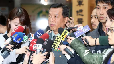 3共機今再飛經宮古海峽,國防部發言人陳中吉說,研判共軍執行遠海長航訓練,但並沒有繞台演訓等情事,民眾可以放心。(資料照,蘇仲泓攝)