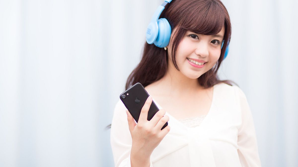 廣播,曾是大家認識流行音樂的來源。(圖/pakutaso) 廣播,曾是大家認識流行音樂的來源。(圖/pakutaso)