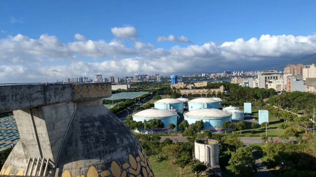 八里污水處理廠。(圖/新北市水利局提供)