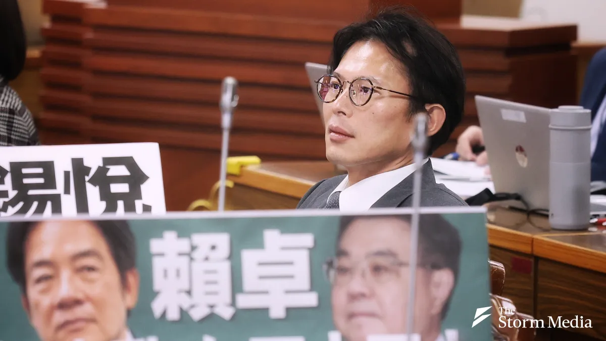 Taiwan People's Party legislator Huang Kuo-chang attended a judicial committee on December 18. (Photo / Ke Cheng-hui)