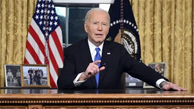 美國總統拜登(Joe Biden)在白宮橢圓辦公室發表告別演講。(美聯社)
