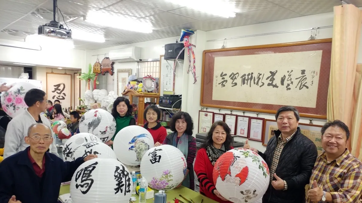 彩繪燈籠15年 桃園福德里儼然成為藝術村