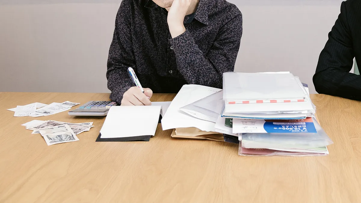 國民年金不繳會怎麼樣?其實,還真的不會怎樣!(示意圖/取自pakutaso)