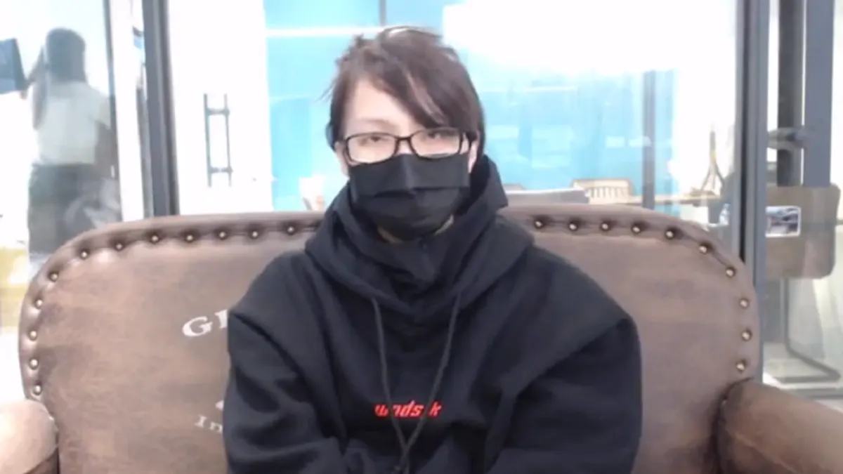 哆奇玩具負責人織田紀香當時親上火線說明爭議。(圖/取自臉書「哆奇玩具」) 哆奇玩具負責人織田紀香當時親上火線說明爭議。(圖/取自臉書「哆奇玩具」)