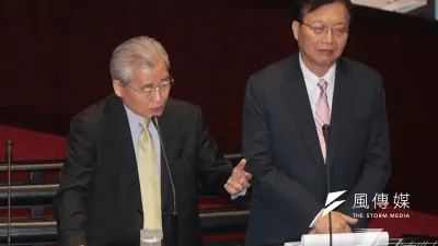 毛治國在立法院接受民進黨立委陳亭妃質詢時,對於內湖山老鼠案表示:「我知道這個新聞,但細節不清楚」,便被陳亭妃痛批,這是行政院該管轄的範圍,政府竟不了解。(余志偉攝)