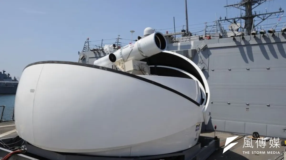 美國駐防於波灣的第五艦隊船艦證實已安裝雷射砲。(美聯社)