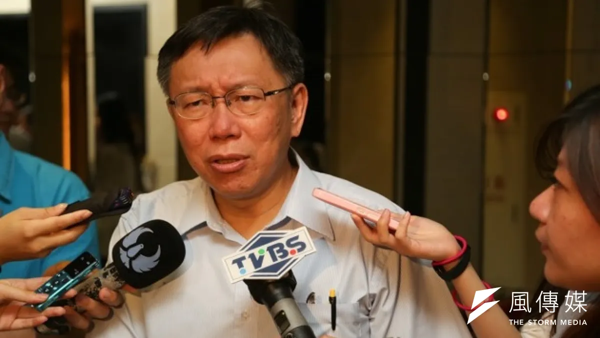 年底台北市長選舉,無黨籍無法派出監票員爭議,最近傳出中選會擬讓柯陣營或民進黨系統推薦「地方公正人士」作為解套方案,面對這個尚未落定的方案,但柯文哲表示不要告訴我『可能』,我要知道的是確切的答案!」(資料照片,余志偉攝)