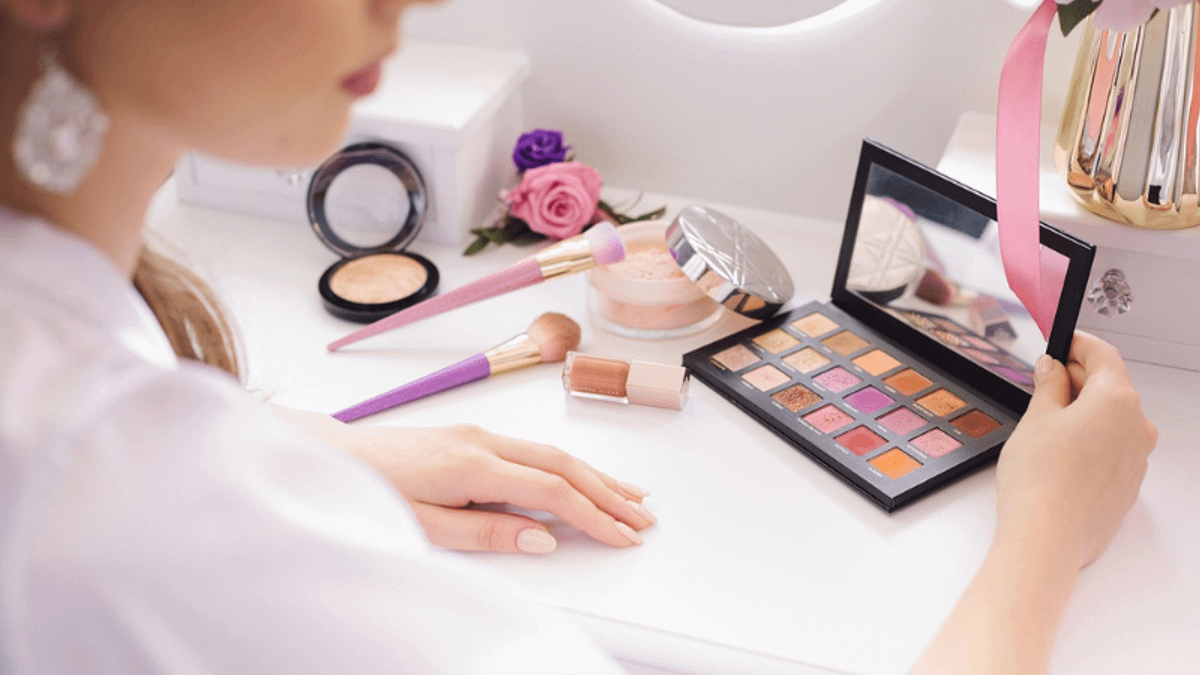 到日本旅遊,除了賞櫻、泡湯、吃美食之外,「藥妝店」更是觀光客必逛的重點行程!(示意圖/取自Pixabay) 到日本旅遊,除了賞櫻、泡湯、吃美食之外,「藥妝店」更是觀光客必逛的重點行程!(示意圖/取自Pixabay)