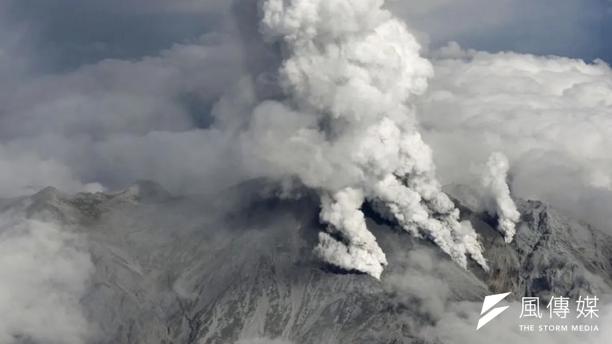 日本本州島的活火山御嶽山27日噴發(美聯社)