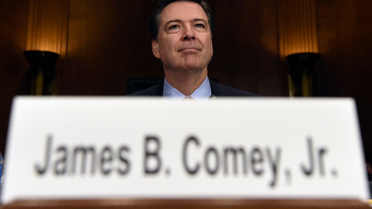 美國FBI局長柯密9日忽遭川普總統革職(AP) 美國FBI局長柯密9日忽遭川普總統革職(AP)