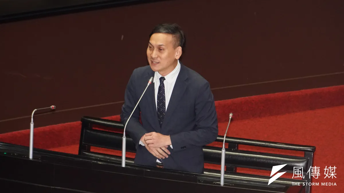 立委葉元之20日與立委葉元之搭乘同一班機前往中國廈門,是否同為參加台商協會相關活動尚不清楚。(資料照,蔡親傑攝)
