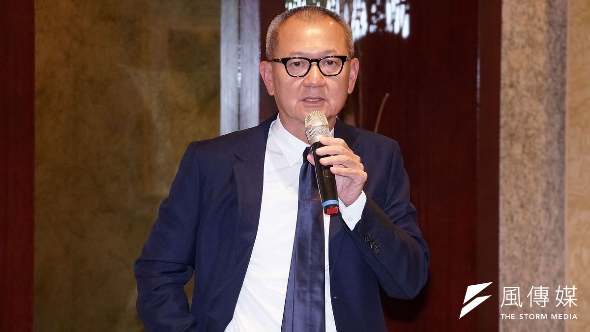 國巨12日召開法說會,董事長陳泰銘會後向媒體解釋併購效益。(盧逸峰攝) 國巨12日召開法說會,董事長陳泰銘會後向媒體解釋併購效益。(盧逸峰攝)