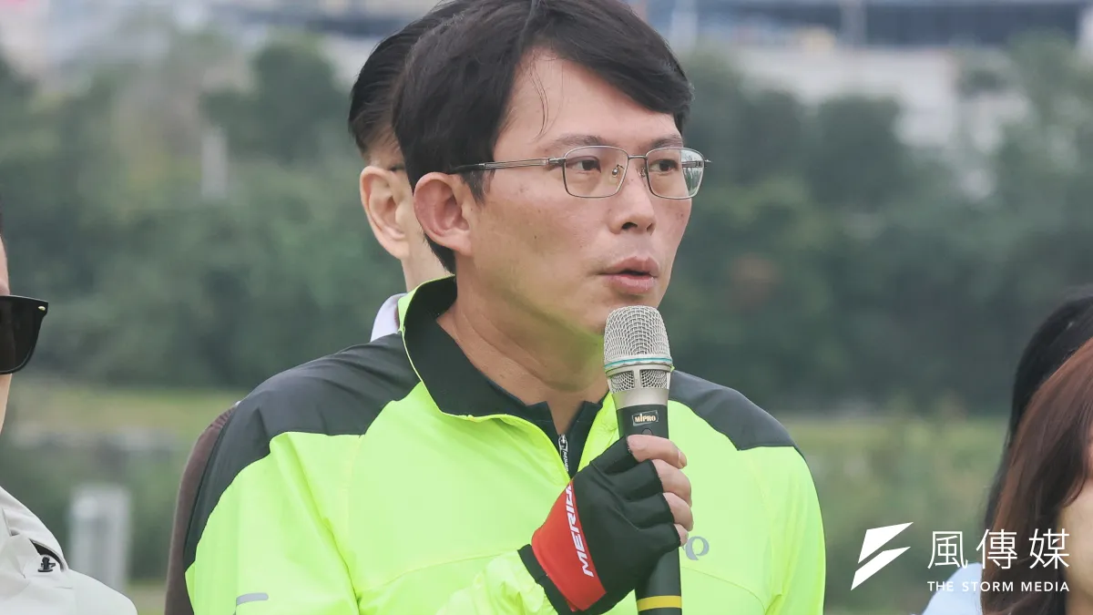 立委黃國昌當選民眾黨主席,立刻展開民眾黨一日北高行集訓活動。(柯承惠攝)