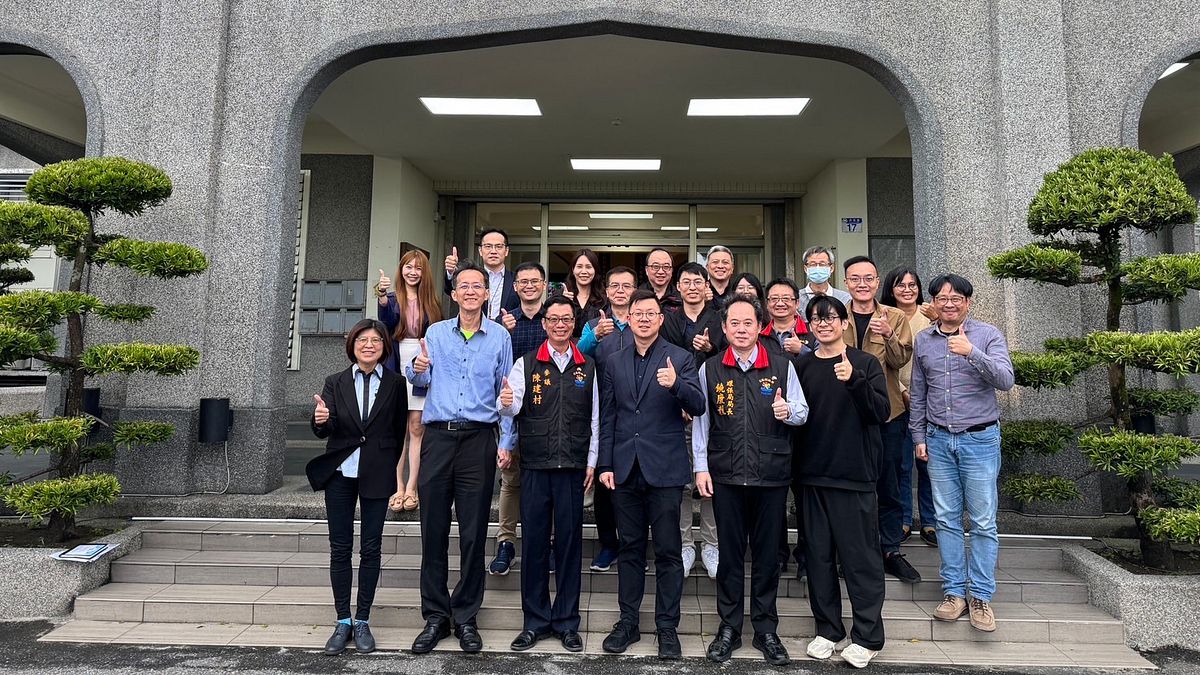 台中市數位局長林谷隆5日率隊參訪花蓮,與花蓮縣行政暨研考處與環保局進行深度交流與探討。(圖/台中市政府) 台中市數位局長林谷隆5日率隊參訪花蓮,與花蓮縣行政暨研考處與環保局進行深度交流與探討。(圖/台中市政府)