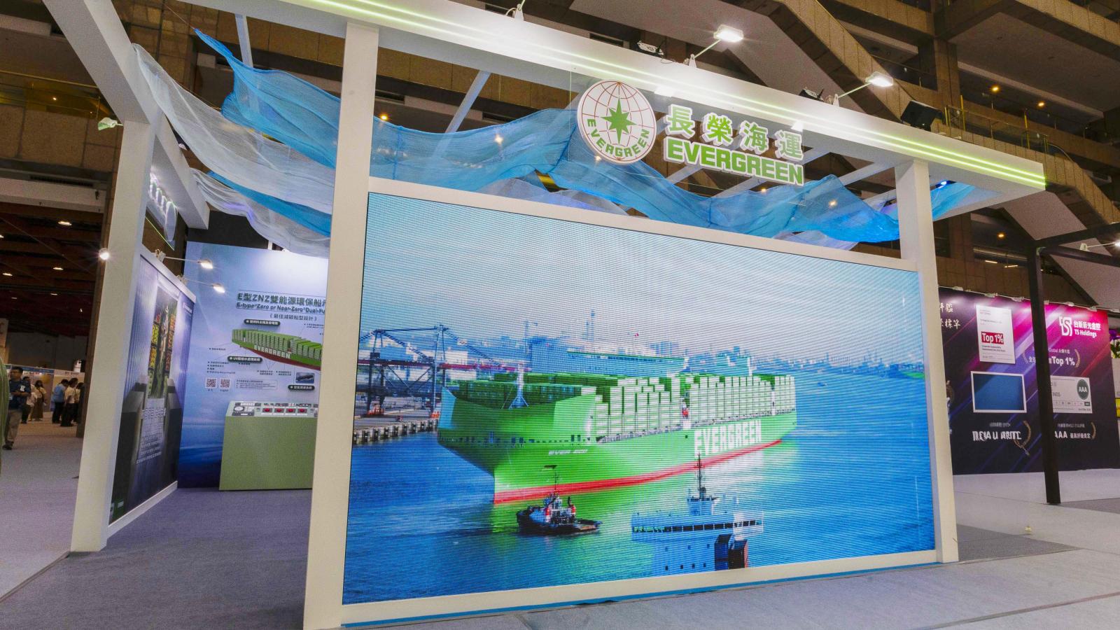 綠色轉型新局》長榮集團雙箭齊發:航空聯手微軟大秀SAF成果、海運豪砸重金造55艘雙能源船