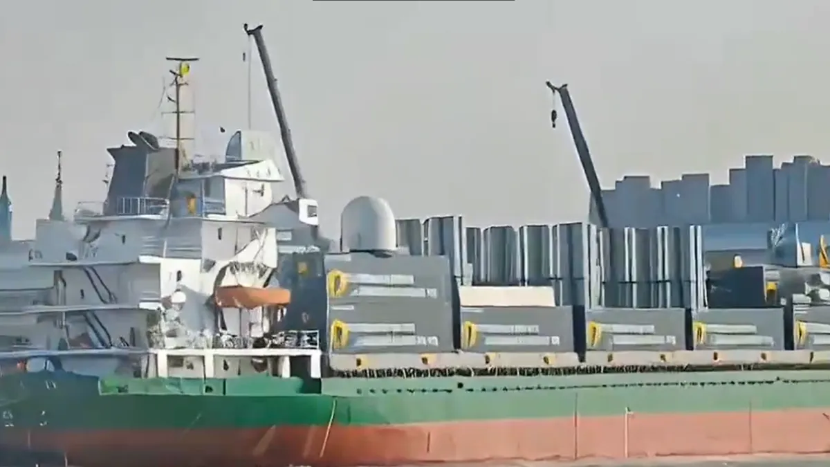 The mid-sized civilian cargo vessel 'Zhongda 79,' reportedly capable of concealing dozens of missiles and transforming into a maritime strike platform. (Screenshot from X video)