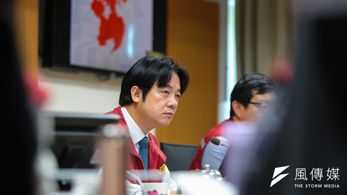 行政院長賴清德4日出席「非洲豬瘟中央災害應變中心第2次會議」,後方投影片紅色區域為大陸豬瘟疫情淪陷區。(顏麟宇攝) 行政院長賴清德4日出席「非洲豬瘟中央災害應變中心第2次會議」,後方投影片紅色區域為大陸豬瘟疫情淪陷區。(顏麟宇攝)