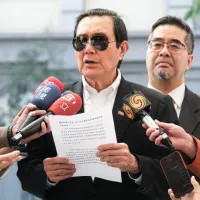 前總統馬英九(左)與國民黨副主席蕭旭岑(右)不能善始善終。(資料照,劉偉宏攝) 前總統馬英九(左)與國民黨副主席蕭旭岑(右)不能善始善終。(資料照,劉偉宏攝)