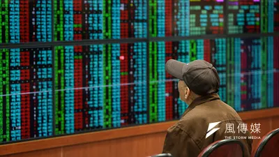 中資投入港股的交易金額,快要逼近台股,台股就要被邊緣化。(資料照,顏麟宇攝)