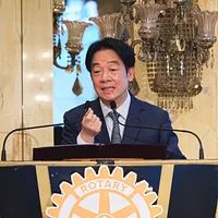 賴清德総統は、繰り返される選挙やリコール、一票一票が鉄を打って剣を鍛えるように、不純物を取り除き、民主主義の鋼鉄の意志を守ることを訴えた。(写真/劉偉宏撮影) 賴清德総統は、繰り返される選挙やリコール、一票一票が鉄を打って剣を鍛えるように、不純物を取り除き、民主主義の鋼鉄の意志を守ることを訴えた。(写真/劉偉宏撮影)