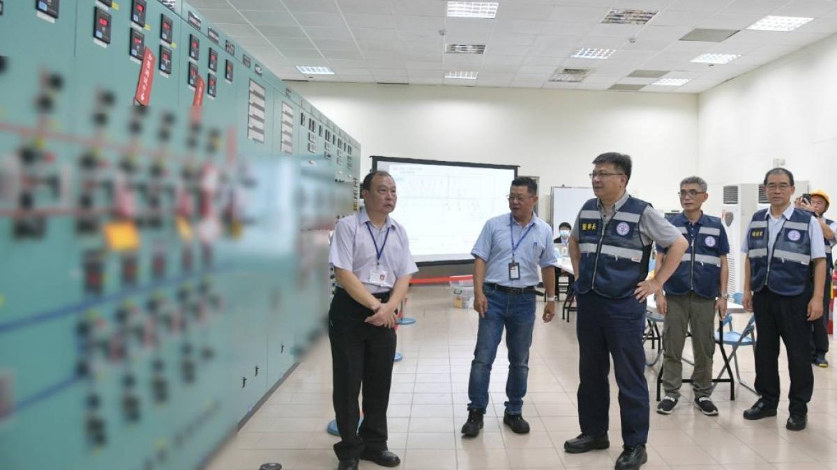 台電「雄積三、四線」提前完工送電 楠梓半導體園區供電能力提升逾2倍