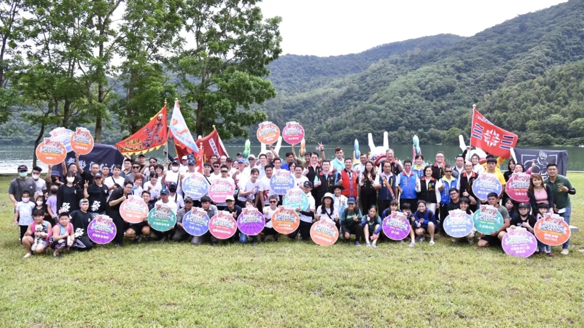 花蓮縣龍舟競賽在壽豐鄉鯉魚潭完成祈福點睛開光儀式。(圖/花蓮縣政府提供)