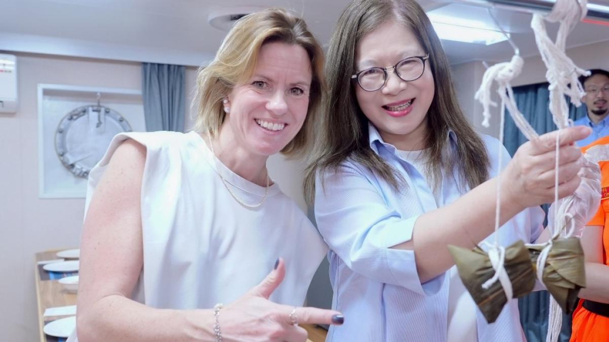 英國代表首登海巡旗艦體驗端午文化 管碧玲:台英攜手守護海洋與區域和平