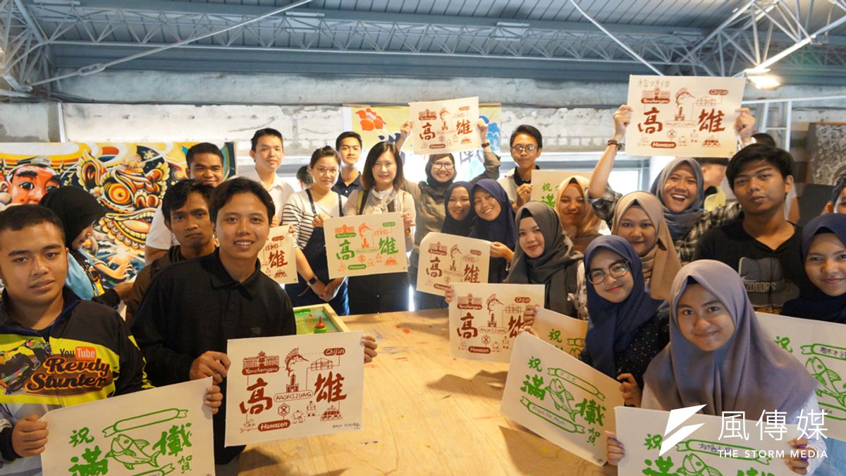 為推廣高雄穆斯林旅遊,高雄市政府觀光局近日邀請穆斯林學生,參訪本市穆斯林友善景點、餐廳及旅宿,讓更多國外穆斯林朋友認識高雄。(圖/徐炳文攝) 為推廣高雄穆斯林旅遊,高雄市政府觀光局近日邀請穆斯林學生,參訪本市穆斯林友善景點、餐廳及旅宿,讓更多國外穆斯林朋友認識高雄。(圖/徐炳文攝)