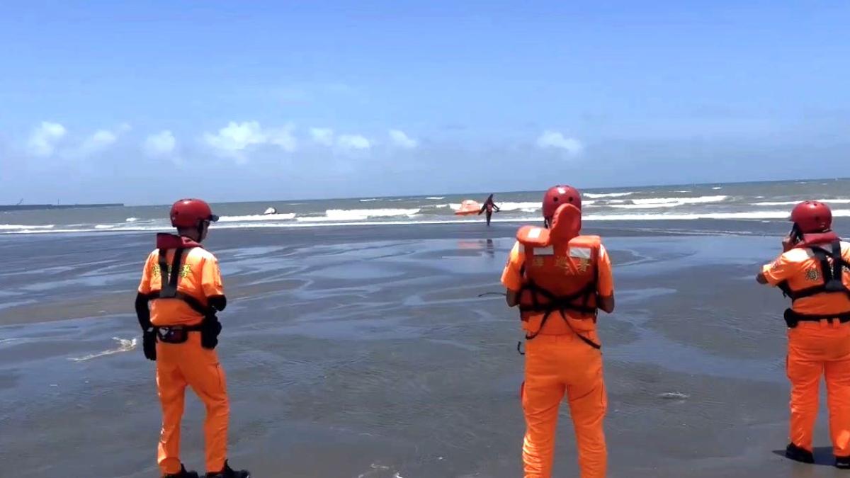 小心荷包重創!巴威颱風逼近 11 人觀浪遭舉發 海巡署呼籲:民眾勿存僥倖 最高罰25萬