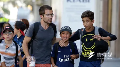 西班牙大城巴塞隆納17日下午發生貨車衝撞人群的恐怖攻擊,造成慘重傷亡(AP)