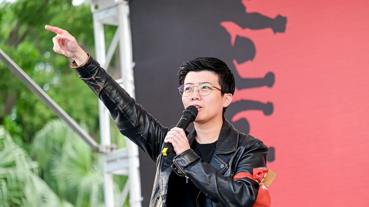 社民黨台北市議員苗博雅日前表示,金門如果發生戰爭,台灣還是可以繼續上班、上學,此番言論引發討論。(劉偉宏攝) 社民黨台北市議員苗博雅日前表示,金門如果發生戰爭,台灣還是可以繼續上班、上學,此番言論引發討論。(劉偉宏攝)