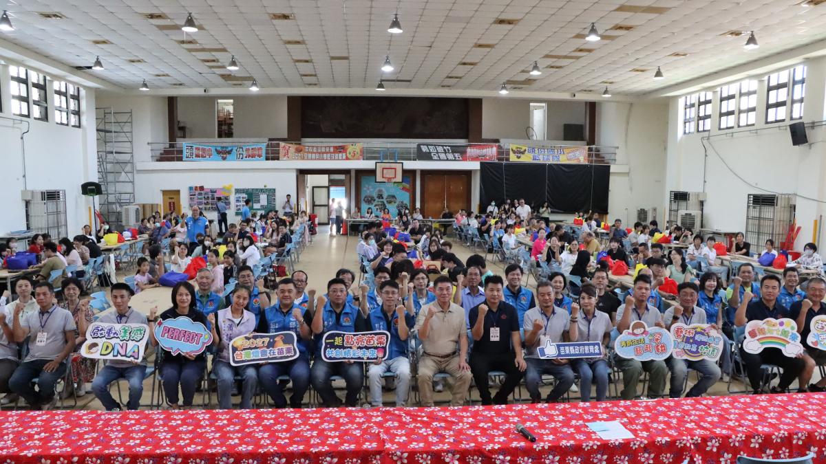 讓傳統藝術與綠色美學接軌 為2027台灣燈會暖身鍾東錦出席花燈製作研習