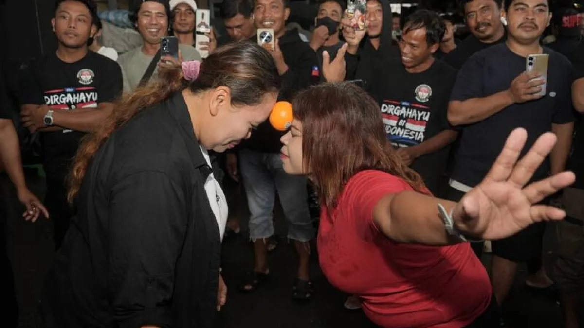 在屏東東港工作的印尼漁工每年都會舉行印尼獨立紀念日慶祝活動,23日眾人齊聚歡慶印尼獨立81週年,不僅漁工熱烈參與,鄰近移工與新住民也前來感受節慶氣氛。(資料照,中央社)