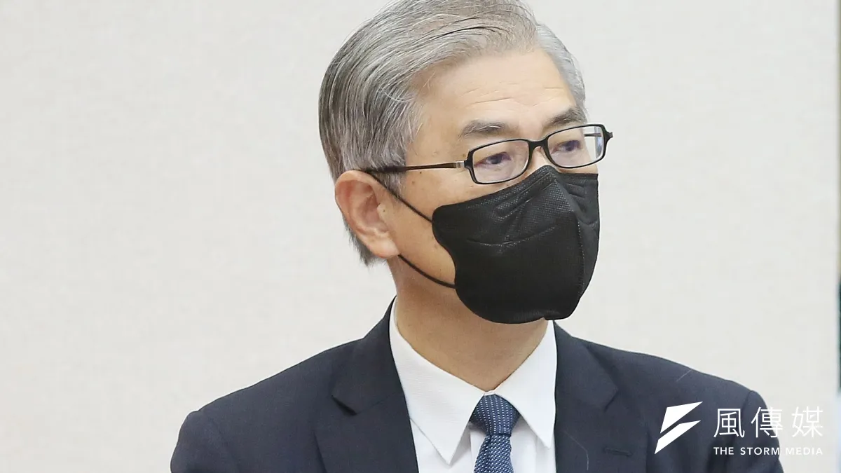 金管會主委黃天牧承諾調查與公布6行庫歐洲踩雷案 。(資料照片,柯承惠攝)