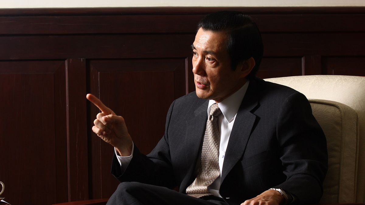 2009年馬英九剛就任總統半年,即必須處理全球性金融海嘯的挑戰,但卻也讓這一年的募兵異常順利。(新新聞資料照) 2009年馬英九剛就任總統半年,即必須處理全球性金融海嘯的挑戰,但卻也讓這一年的募兵異常順利。(新新聞資料照)